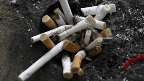 САЩ готвят по-сурова битка срещу цигарения дим 