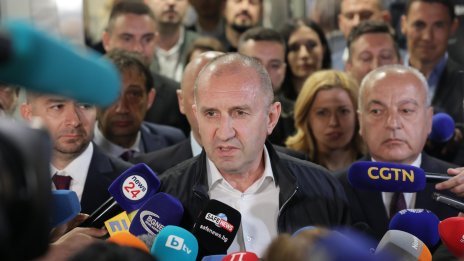 Румен Радев на прага на пълно мнозинство: Победихме апатията
