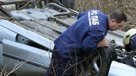 Двама загинали в катастрофи за денонощие
