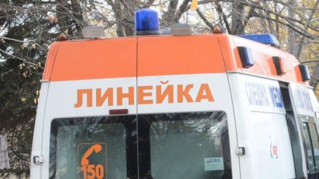 Психично болен нападна фелдшер в Ямбол 