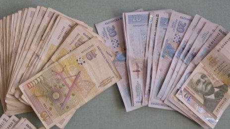Бизнесът да плаща заплати и с продажба на къщи и коли!