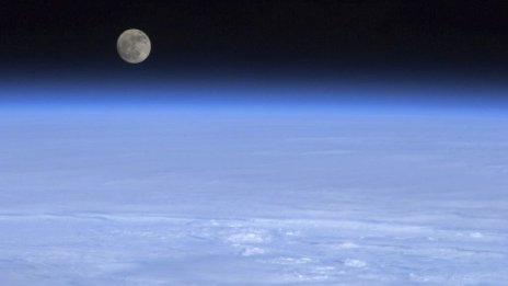 Русия възобновява лунната си програма