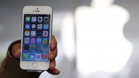Бизнесът с онлайн плащанията - новата цел на Apple