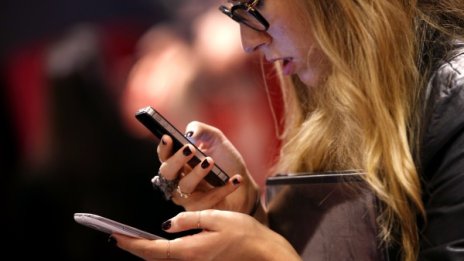 Смартфоните са пристрастяващи