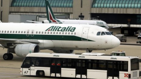 Etihad може да купи 40% от Alitalia