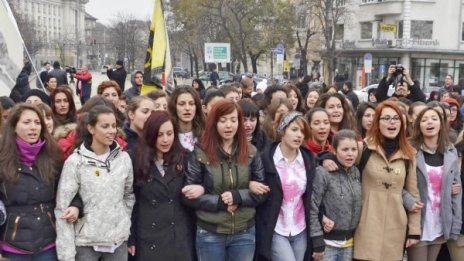Ранобудните отново на протест