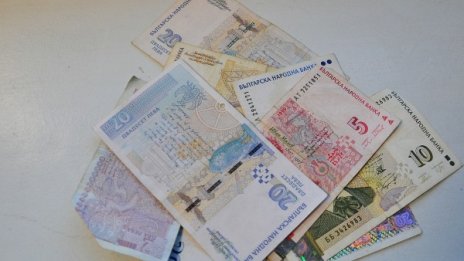 Откраднаха 20 000 лв. от къща в Първомай