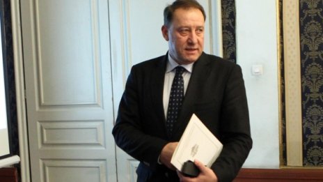 Над 2200 паралелки вече със занятия по отбрана