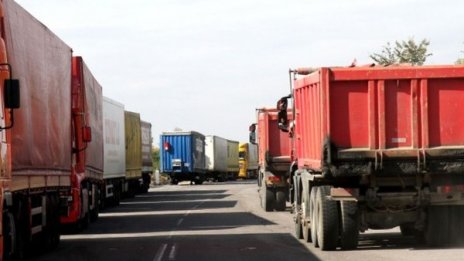 Българските превозвачи чакат до днес отговор на въпросите си 