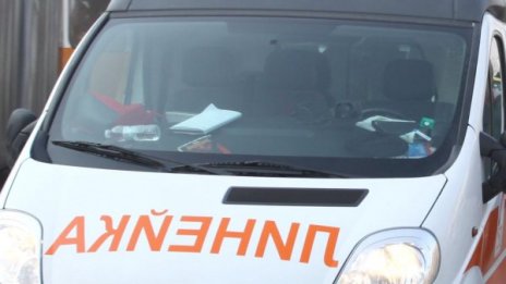 Наръгаха 8 пъти в гърба шеф на медицински център в Пловдив