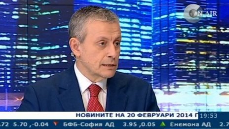 Соломон Паси: Янукович трябва да се оттегли и да бъде съден в Хага