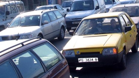 Какви коли търси българинът - надеждни, запазени, до 20 бона 