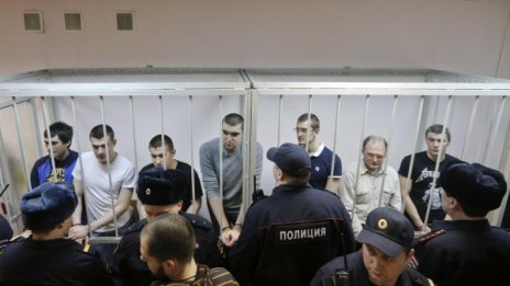Присъди до 4 години затвор за демонстранти срещу Путин