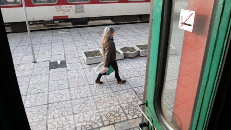БДЖ пуска допълнителни вагони във влаковете за 3 март