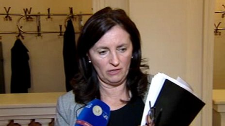 Бобева: Няма да харчим пари за създаване на вътрешно търсене