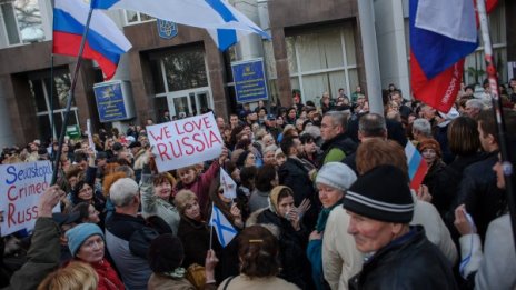 И Севастопол иска  референдум за присъединяване към Русия