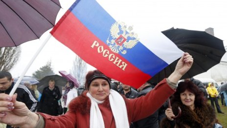 65 000 на митинг в Москва в подкрепа на Крим 