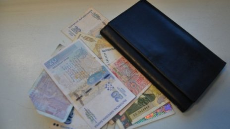 Фирмите за бързи кредити ще доказват произход на капитала 