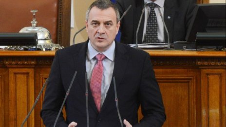 Йовчев ще говори в парламента за трагедията в Лясковец