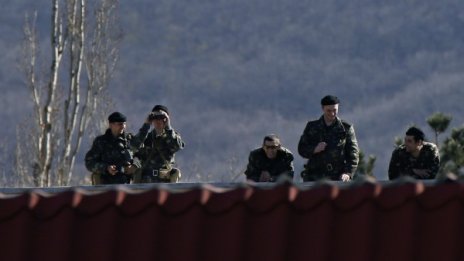 Япония налага санкции на Русия, Франция отлага посещения