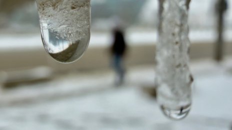 Прогнозата на Рачев: Задават се дъжд, сняг и ледени дни, кога ще се затопли?