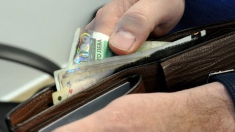 Безработни много, а няма кой да работи