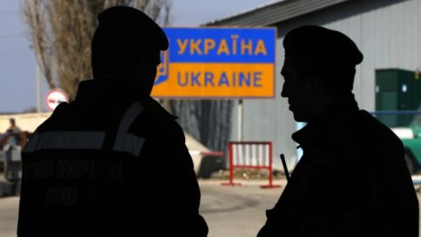 Украйна стопля връзките с олигарсите си