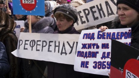 Путин и Меркел в телефонен разговор за Украйна