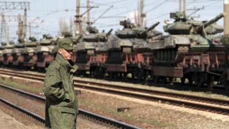 НАТО: Не виждаме изтегляне на руските войски