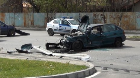 18-годишен бере душа след зверската катастрофа в Пловдив 