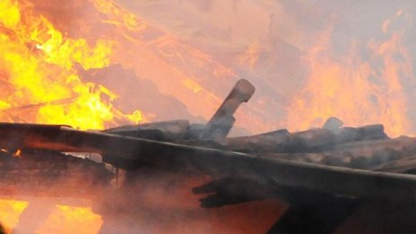 Подпалиха погребално бюро в Берковица