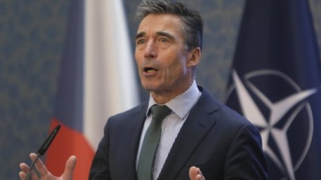 Расмусен вижда "ръката на Москва" в Източна Украйна