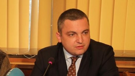 Откраднаха личните данни на варненския кмет Иван Портних