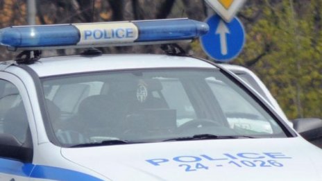 Задържаха мъж, плашил с убийство и искал пари