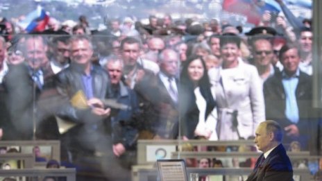 В Крим пенсиите скочиха с 25% спрямо украинските