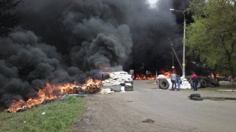 Украинските сили спряха операцията в Славянск