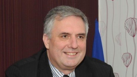  Борисов да спре да се жалва на Големия брат, зове Калфин 