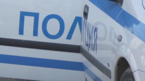 Дете на 1 година и 10 месеца се загуби в розови масиви