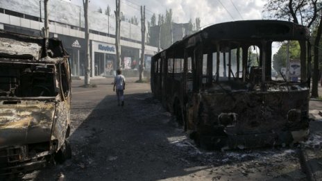 Двама са убити и 12 - ранени при сблъсъците в Краматорск