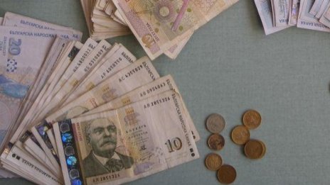 Неизвестни обраха парите от дарения в русенска църква