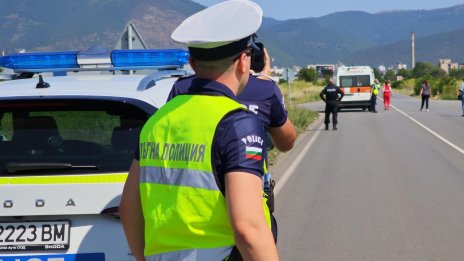 Катастрофа затвори АМ "Хемус" в посока София