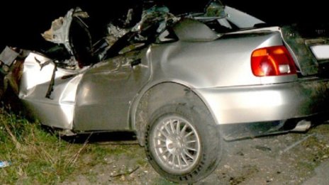 Четирима загинали и 29 ранени на пътя през денонощието