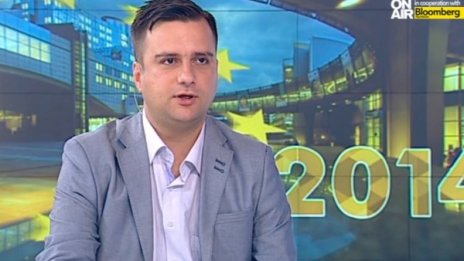 Политолог: Ремонт на кабинета бе заложен предварително!
