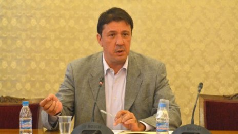 Политическото присъствие в кабинета трябвало да се засили