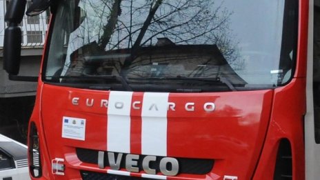 Пожар горя в склад с 16 тона химикали в Сеново
