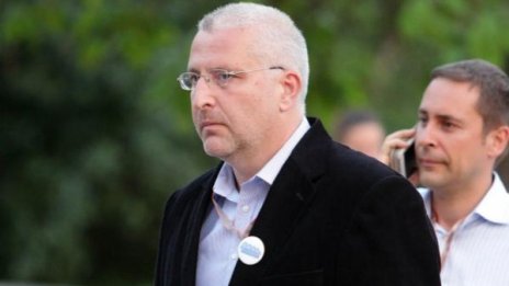 Да мислим само за предсрочни избори, зове Малинов