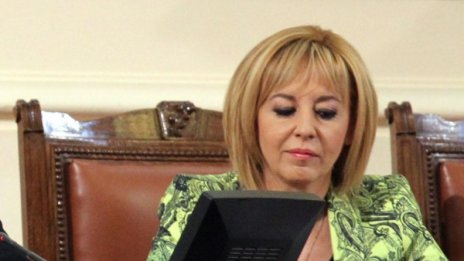 В БСП няма да има лов на вещици, увери Манолова 