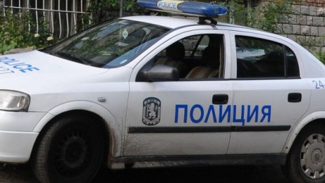 Двама са простреляни в заведение в Шумен