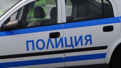 Задигнаха 5000 лв. и златни накити от къща в с. Труд 