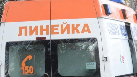 Мъж е с опасност за живота след катастрофа Пазарджишко